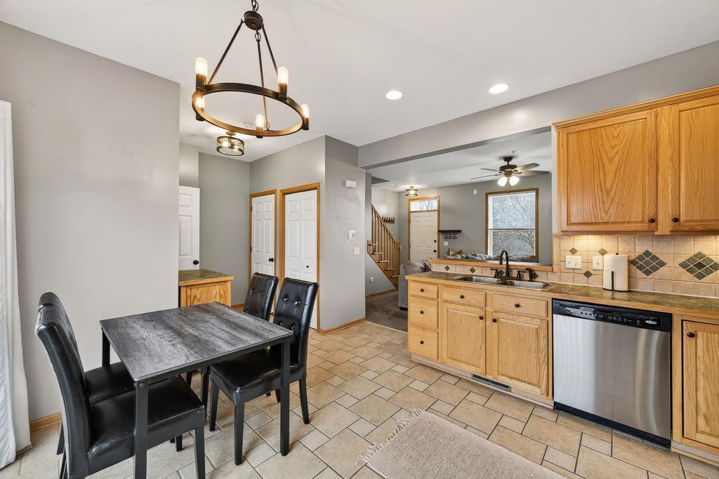 11339 Davenport Circle NE D, Blaine, MN 55449