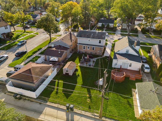 445 48th Avenue, Bellwood, IL 60104