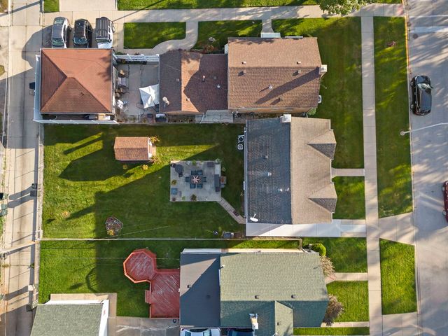 445 48th Avenue, Bellwood, IL 60104