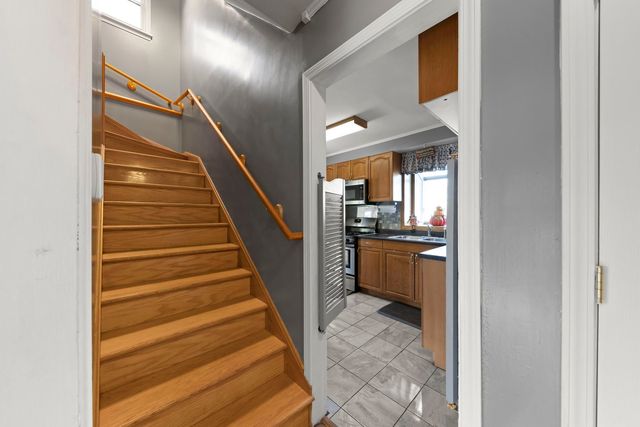 445 48th Avenue, Bellwood, IL 60104