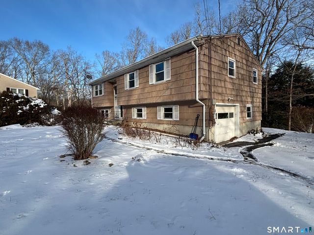 39 Latimer Drive, East Lyme, CT 06333