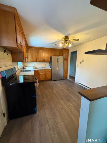 39 Latimer Drive, East Lyme, CT 06333