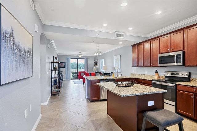 17108 VARDON TERRACE 105, Bradenton, FL 34211