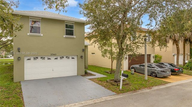 3740 NW 23rd Pl, Coconut Creek, FL 33066