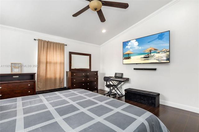 3740 NW 23rd Pl, Coconut Creek, FL 33066