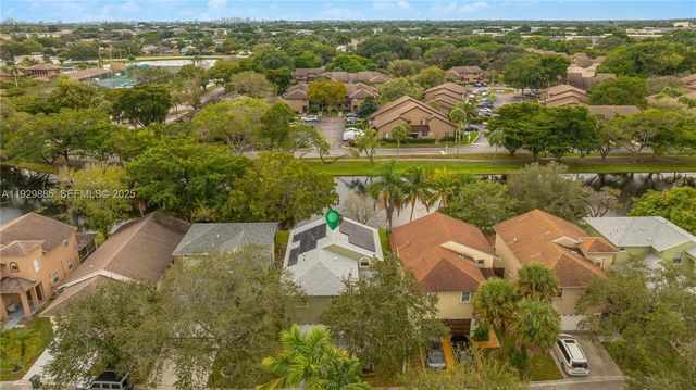 3740 NW 23rd Pl, Coconut Creek, FL 33066