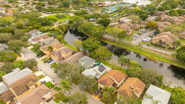 3740 NW 23rd Pl, Coconut Creek, FL 33066