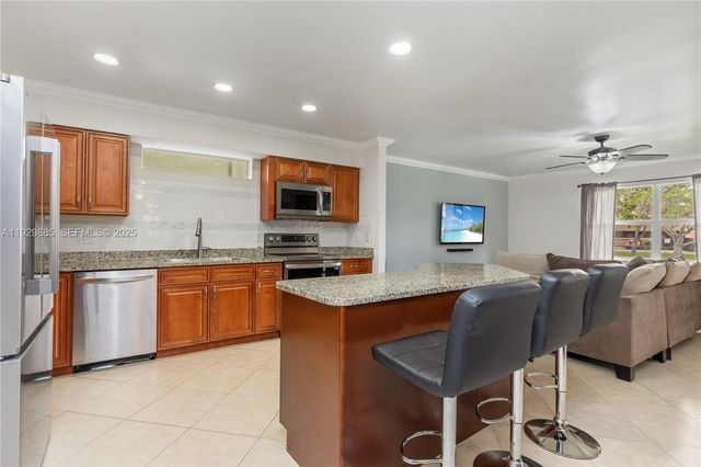 3740 NW 23rd Pl, Coconut Creek, FL 33066