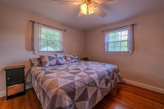 54 Stearns Dr, Randolph, MA 02368