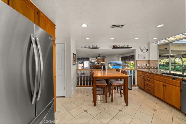 2326 Fairfield, Upland, CA 91784