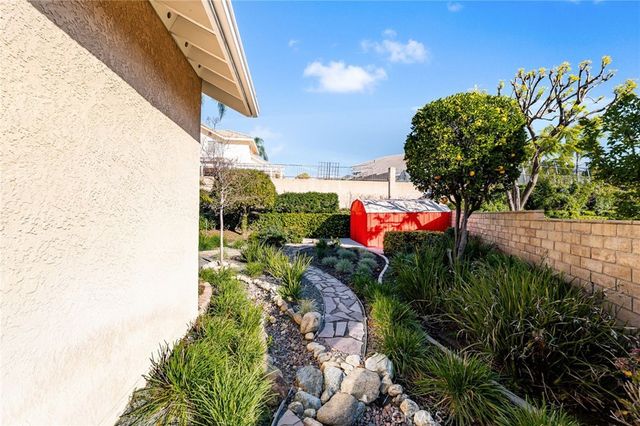 2326 Fairfield, Upland, CA 91784