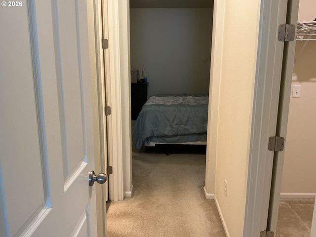 1525 N River Alder St, Portland, OR 97086