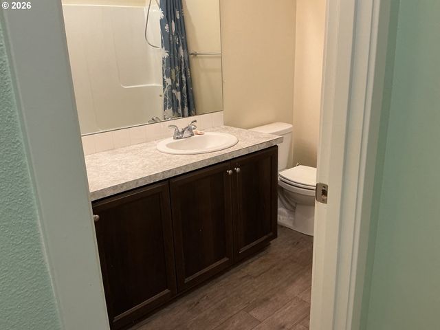 1525 N River Alder St, Portland, OR 97086