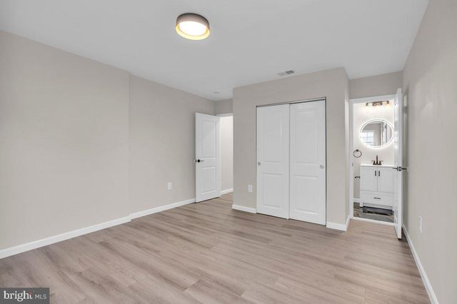 7818 FARNSWORTH ST, Philadelphia, PA 19152