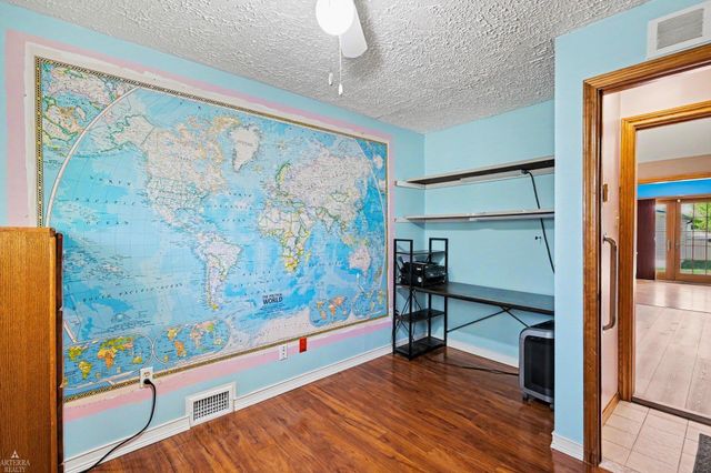 18039 S Summer Lane Lane, Fraser, MI 48026