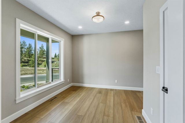 3757 S Aldo Rd, Spokane, WA 99223