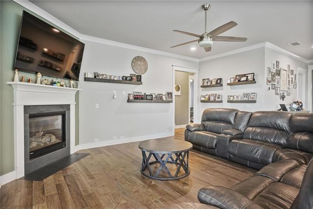322 Woodridge Pass, Canton, GA 30114