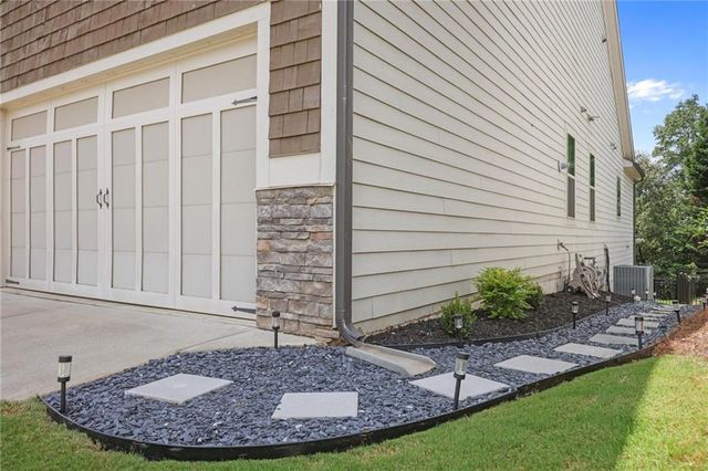 322 Woodridge Pass, Canton, GA 30114