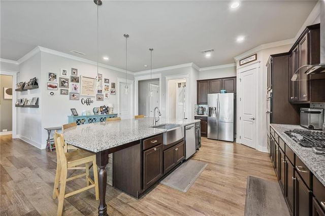 322 Woodridge Pass, Canton, GA 30114