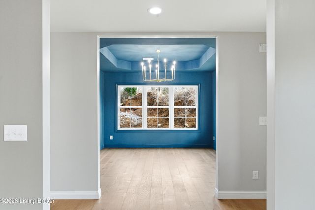 1006 Rowan Creek Dr, Bardstown, KY 40004