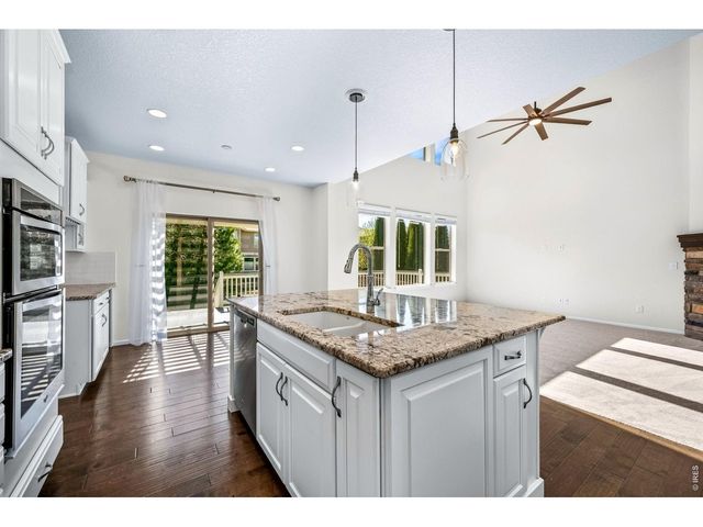 2280 Vermillion Creek Dr, Loveland, CO 80538