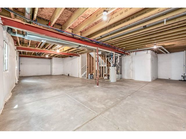 2280 Vermillion Creek Dr, Loveland, CO 80538