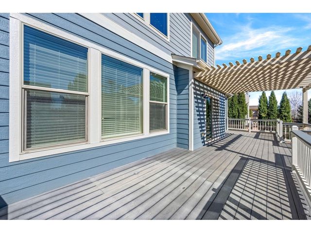 2280 Vermillion Creek Dr, Loveland, CO 80538