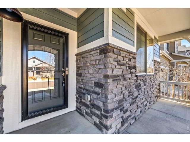 2280 Vermillion Creek Dr, Loveland, CO 80538