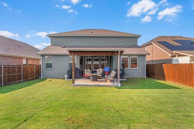 1632 Pine Valley Drive, Fort Worth, TX 76052