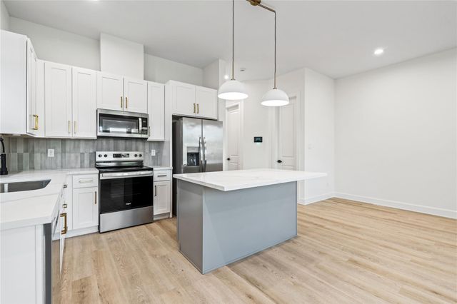 8324 Corinth Street A, Houston, TX 77051