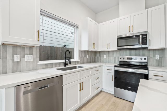 8324 Corinth Street A, Houston, TX 77051