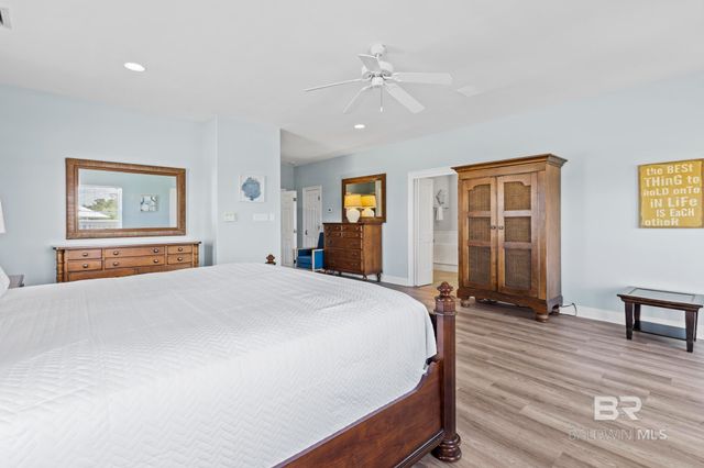 1273 W Lagoon Avenue, Gulf Shores, AL 36542