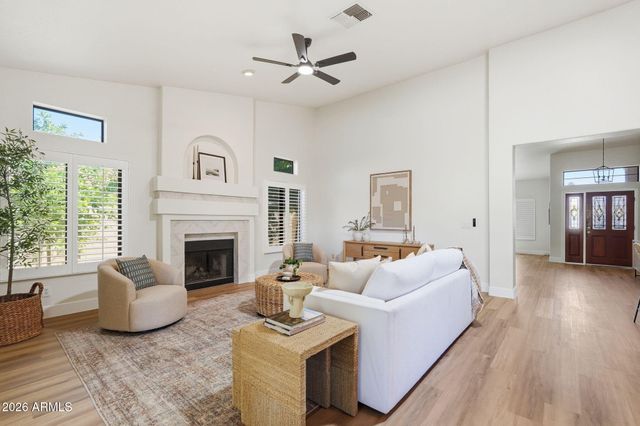 934 E VERDE Lane, Tempe, AZ 85284