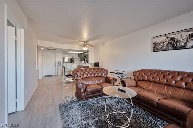 8025 West Russell Road 1090, Las Vegas, NV 89113