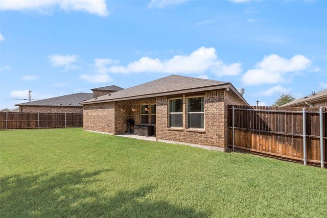 1202 Trevino Road, Forney, TX 75126