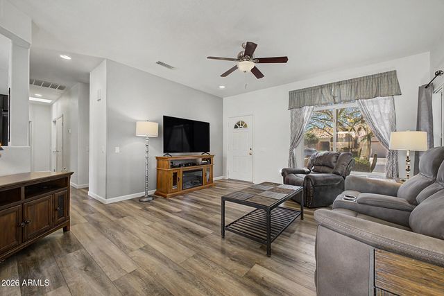 15354 W Arzon Way W, Sun City West, AZ 85375