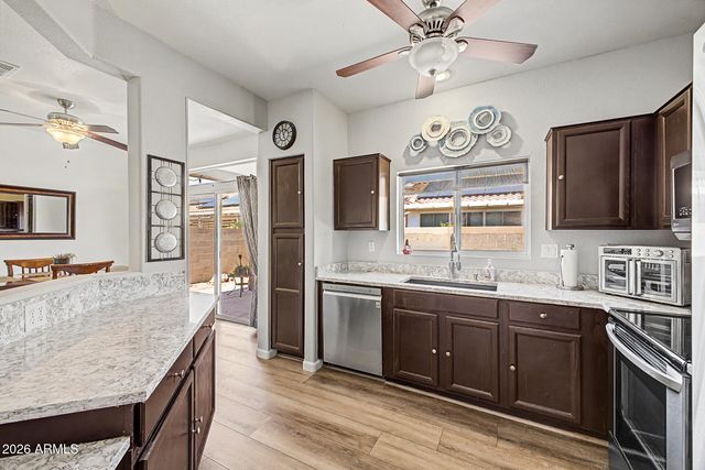15354 W Arzon Way W, Sun City West, AZ 85375