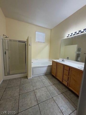 9200 Penn Station Street, Las Vegas, NV 89123