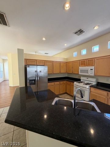 9200 Penn Station Street, Las Vegas, NV 89123