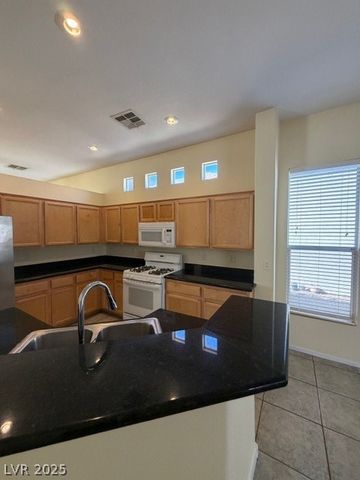 9200 Penn Station Street, Las Vegas, NV 89123