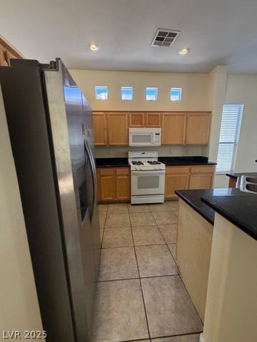 9200 Penn Station Street, Las Vegas, NV 89123