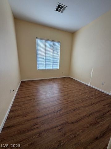 9200 Penn Station Street, Las Vegas, NV 89123