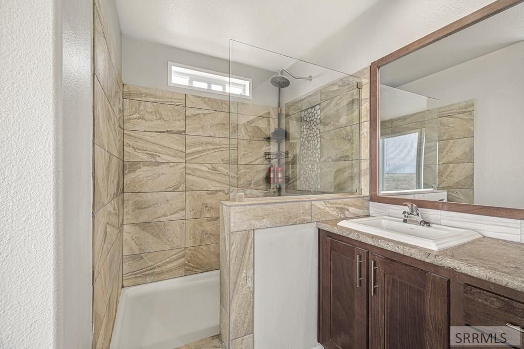 Image 13 of property listing at 5879 W Remington Ridge Road, Mackay, ID 83251