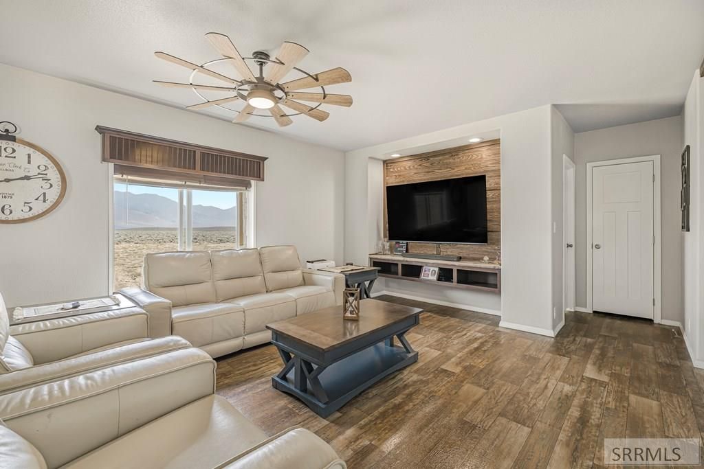 Image 19 of property listing at 5879 W Remington Ridge Road, Mackay, ID 83251