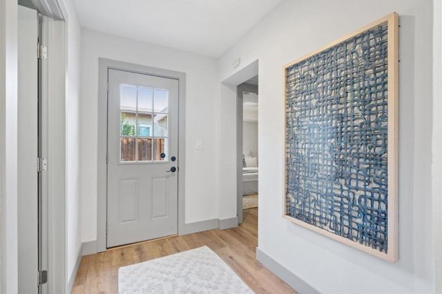 616 Douglas Avenue, Redwood City, CA 94063