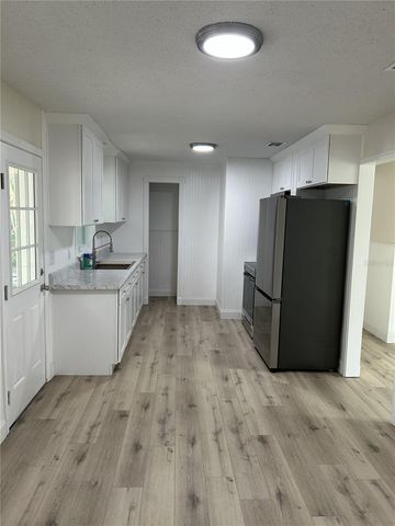 317 NE 4TH AVENUE, Williston, FL 32696