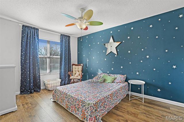 1405 Royal Oak Court, O'fallon, IL 62269