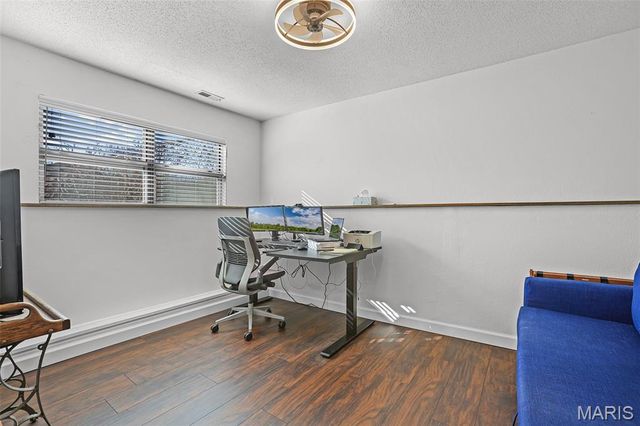 1405 Royal Oak Court, O'fallon, IL 62269