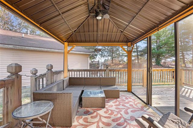 1405 Royal Oak Court, O'fallon, IL 62269