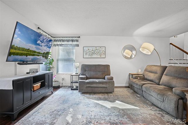 1405 Royal Oak Court, O'fallon, IL 62269